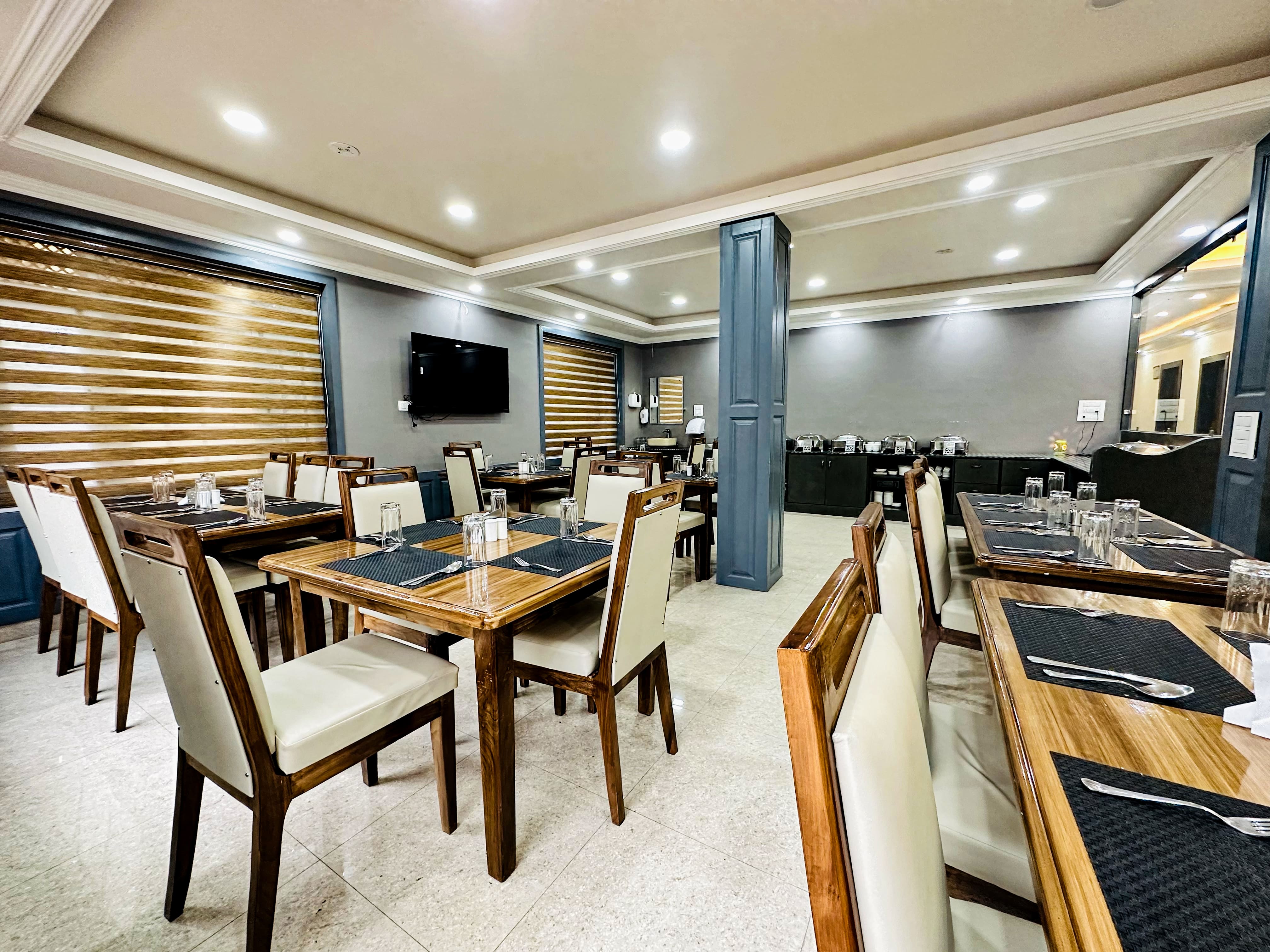 /s3/Grand Zamin Resort/IMAGEGALLERYMODEL/ffx6wf9nlisnk94j.jpg